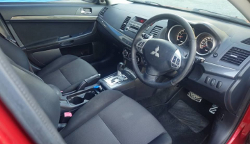 2011 Mitsubishi Lancer VRX 7.jpg